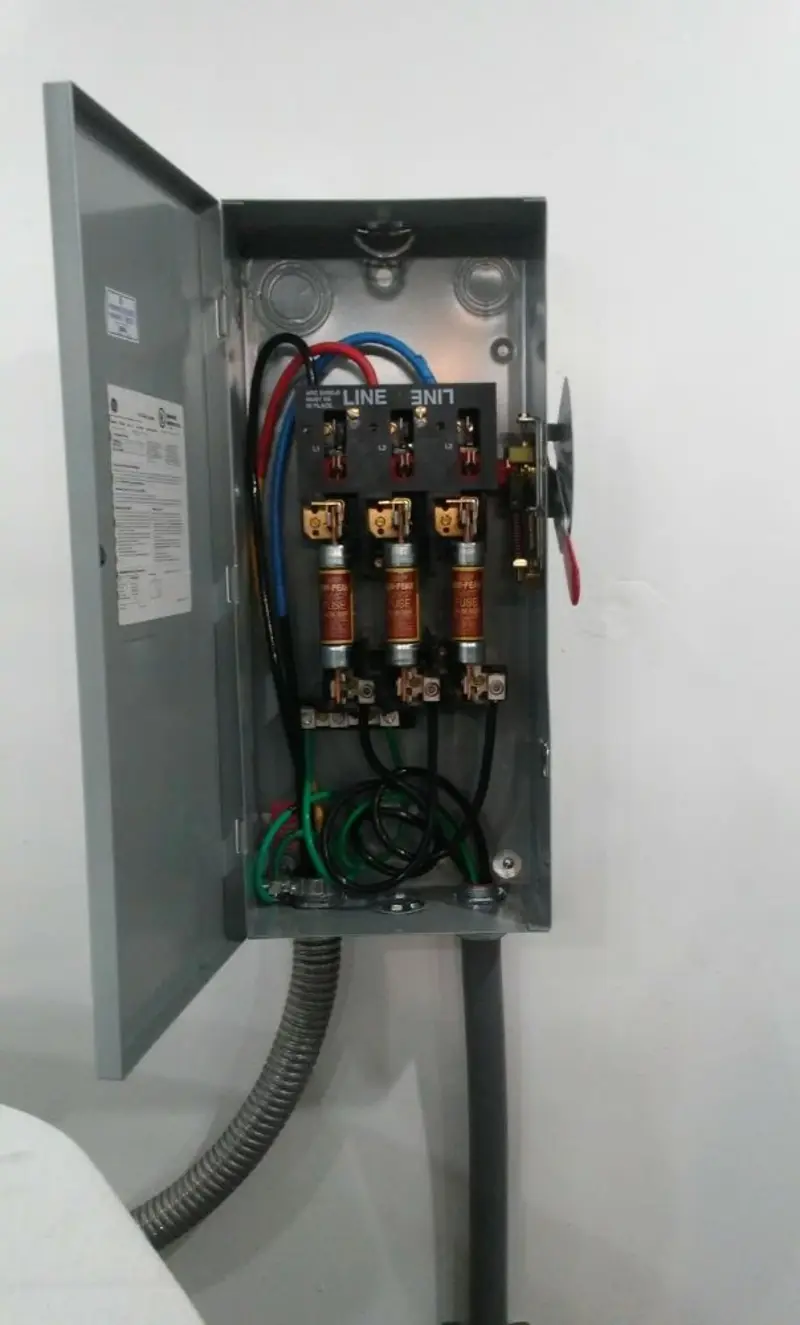 Three-phase disconnect switch installed for Electrical Wiring & Rewiring in Lake Monticello